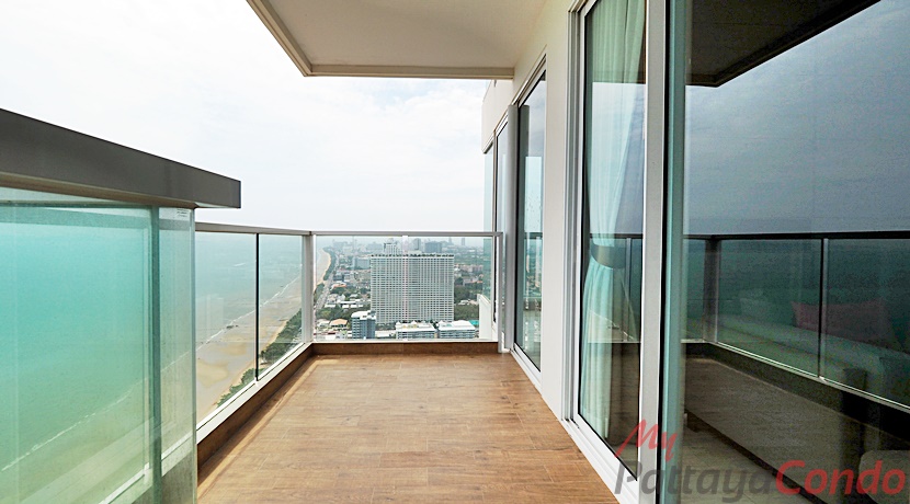 Cetus Beachfront Condo Pattaya For Sale - CETUS09