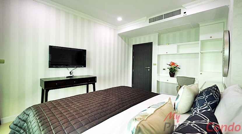 Dusit Grand Condo View For Sale - DUSITG04