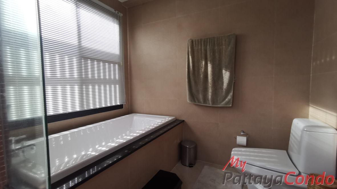 Horseshoe Point Resort Pattaya Pool Villas For Sale - HEHPR01