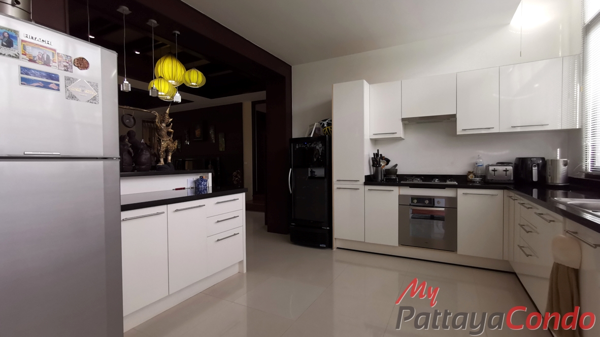 Horseshoe Point Resort Pattaya Pool Villas For Sale - HEHPR01