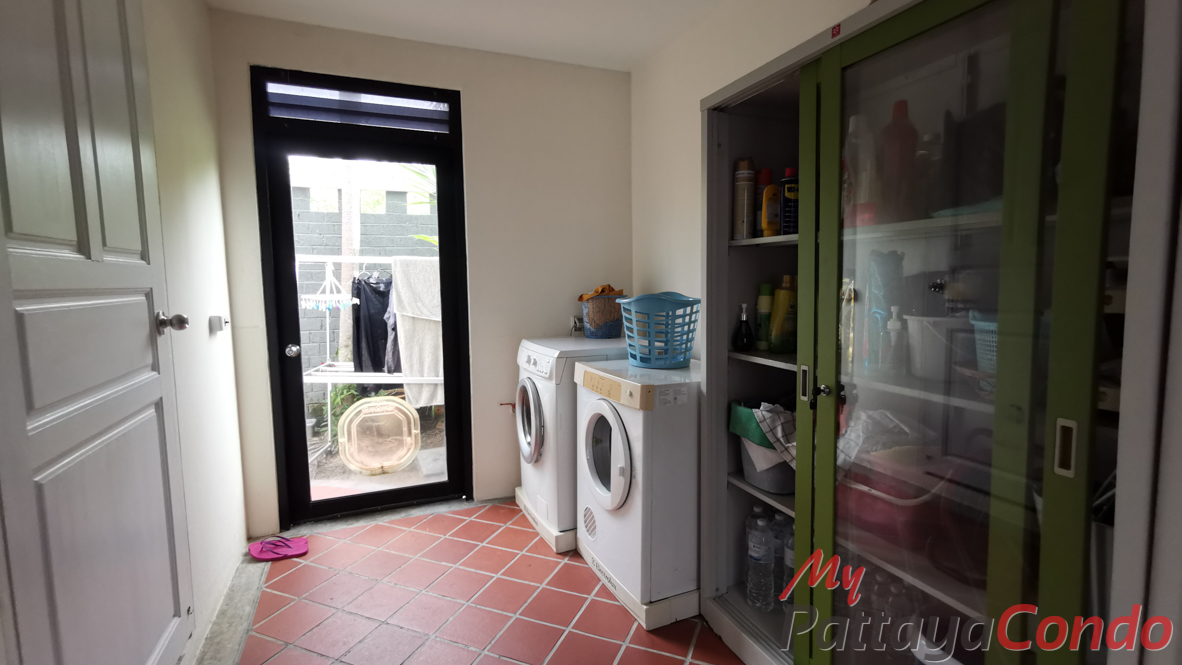 Horseshoe Point Resort Pattaya Pool Villas For Sale - HEHPR01