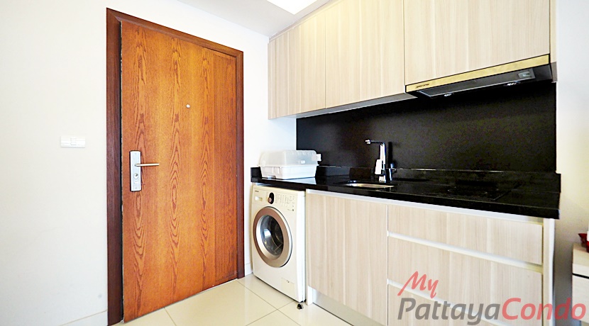 Laguna Beach Resort Jomtien Condo For Sale - LBRJ11