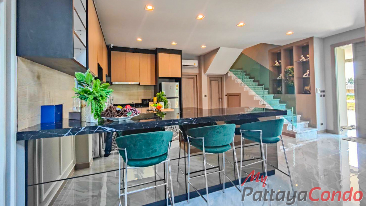 Madcha Nirvana Huay Yai Pattaya House For Sale - HEMCN01