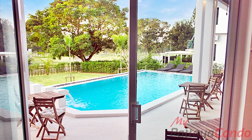 Phoenix Gold Country Huay Yai Pattaya House For Sale - HEPGC01