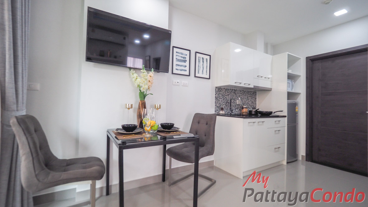 Siam Oriental Star Pattaya Condo For Sale - SOSP02