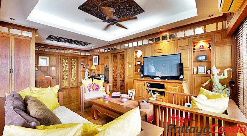 Star Beach Condotel Pattaya For Sale - STAR02