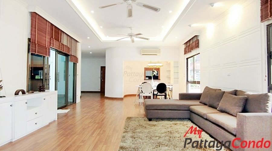 Swiss Paradise Village East Pattaya House For Sale - HESW01