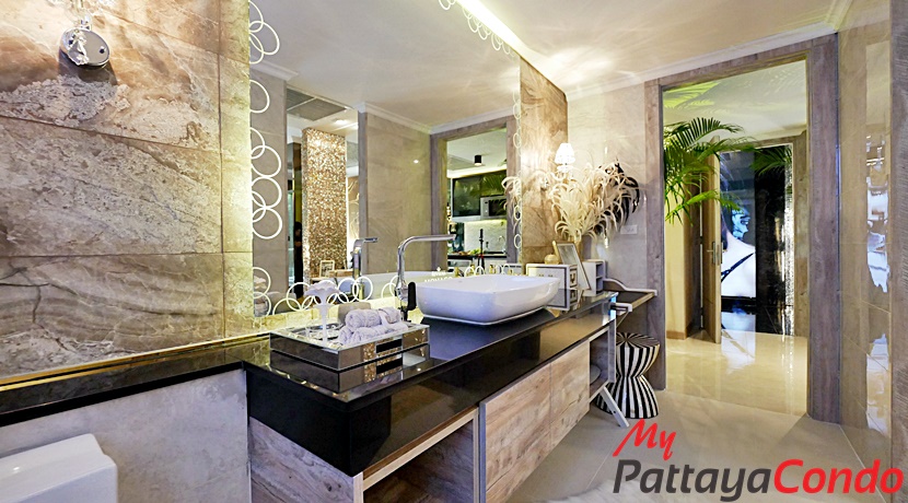 Riviera Monaco Condo For Sale - RM15