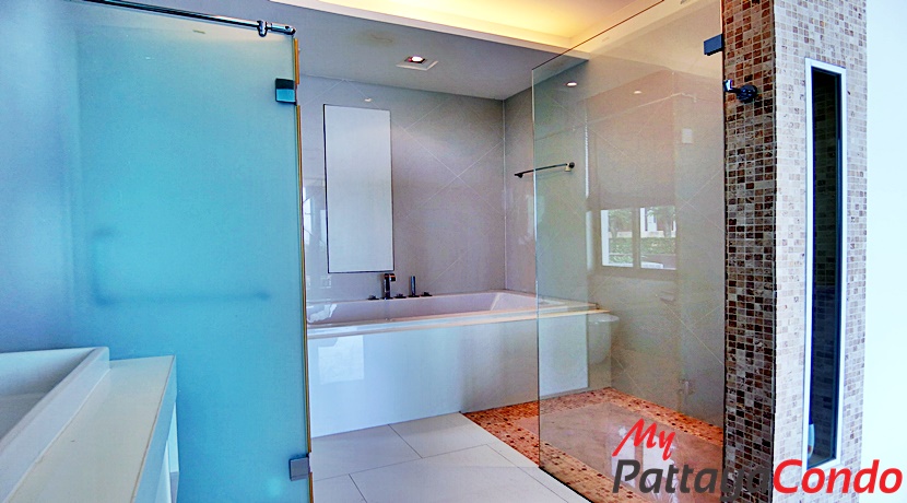 The Sanctuary WongAmat Pattaya Condo For Sale - SANC01