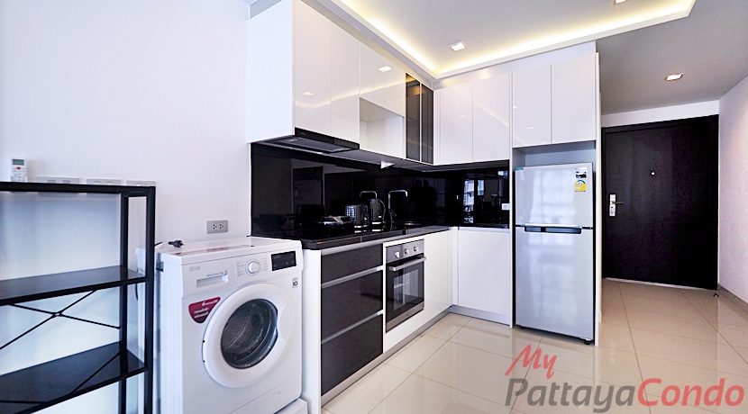 Wongamat Tower Condominium Pattaya For Sale - WT06