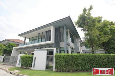 Setthasiri Krungthep Kreetha | New Designer Home with 4 Bedrooms and 318 Sqm.