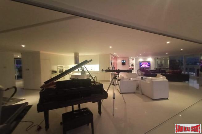 Andaman Beach Suites | Deluxe Modern Condo at World Famous Patong Beach, Phuket-11