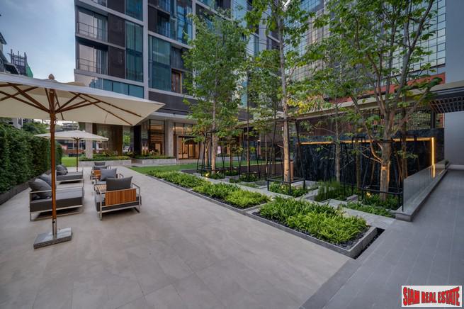 Newly Completed Ultra Luxury High-Rise Condo at Chidlom in the Pathumwan Area - Up to 25% Discount and Rental Guarantee 5% for 2 Years! 1 Bed Units-23