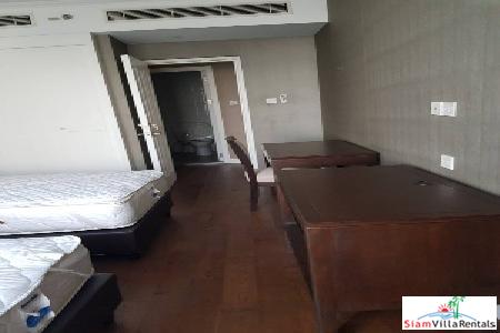All Seasons Mansion | Spacious and Convenient Two Bedroom Condo for Rent in Lumphini-8