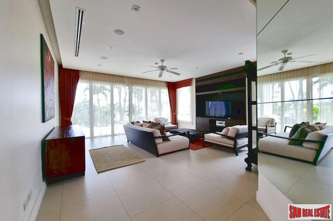 Layan Garden | Luxurious Three Bedroom Condo with Pool Access for Rent-17