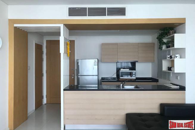 Wind Condo Soi 23 | One Bedroom Conveniently Located Along a Prime Sukhumvit Road in Asok-3