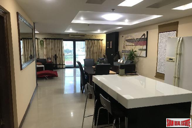 Bann Prompong Condo | Beautiful 2 Bed Condo near Phetchaburi Road and BTS Phrom Pong, Sukhumvit 39-11