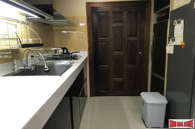 Bann Prompong Condo | Beautiful 2 Bed Condo near Phetchaburi Road and BTS Phrom Pong, Sukhumvit 39-16