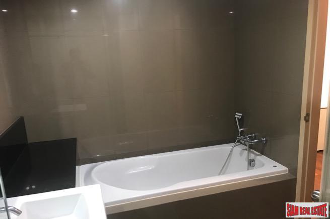 Siri On 8 | Modern Two Bedroom Condo Located Near BTS Nana on Sukhumvit 8-15