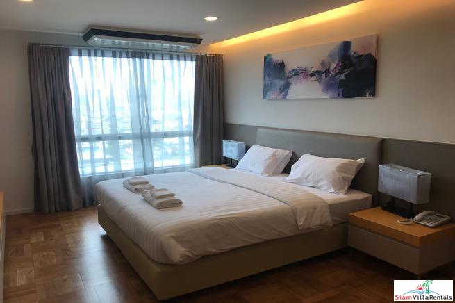 Bangkok Garden | Extra Large Three Bedroom Service Apartment for Rent in Chong Nonsi
