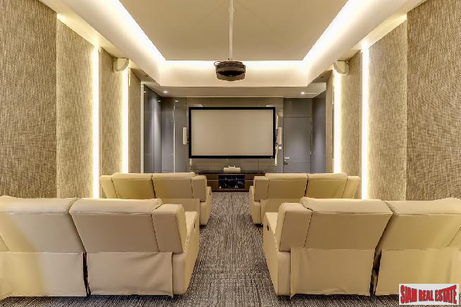 Luxury Studio and 1 Bed Condos at the Newly Completed Hyde Sukhumvit 11, BTS Nana - Studio Units - Free Furniture!-18