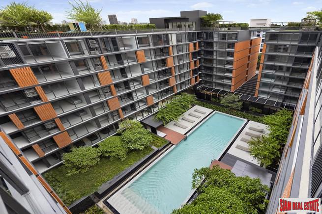 Newly Completed High Quality Low-Rise Condo with Excellent Facilities close to BTS Ekkamai -1 Bed Units-4