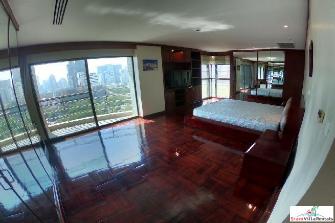 Baan Somthavil | Extra Large Three Bedroom for Rent with Views of Lumpini Park and Royal Bangkok Sport Club in Ratchadamri-12