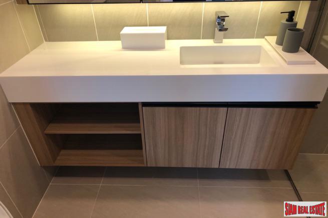 Na Vara Residence | Bright and Comfortable One Bedroom Pool View Condo in Chit Lom-13
