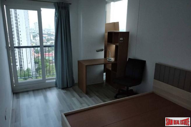 The Key Sathorn-Ratchapruek | Two Bedroom 17th Floor Condo with Green Views in Wutthakat-12