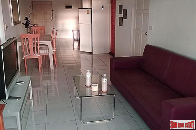 J.C.Tower | A Nice One Bedroom Corner Condo in Popular Thong Lo-9