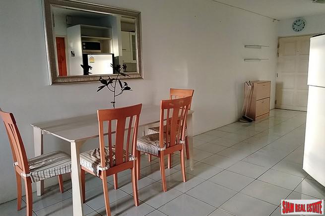 J.C.Tower | A Nice One Bedroom Corner Condo in Popular Thong Lo-7