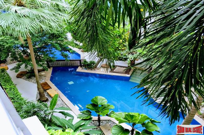 Baan Siri Sukhumvit 10 | Two Bed Condo for Sale at Asoke/Nana-0