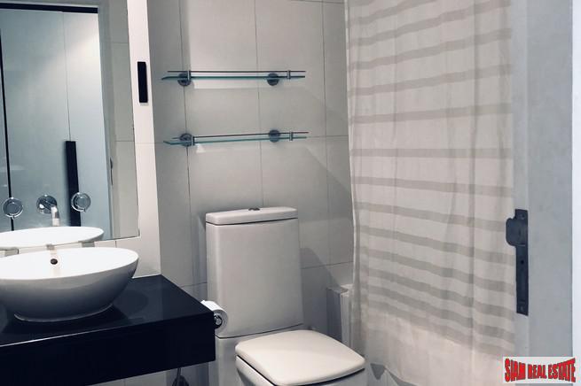 Urbana Sukhumvit 15 | Bright and Quiet Newly Renovated Two Bedroom Condo for Sale in Asok-16