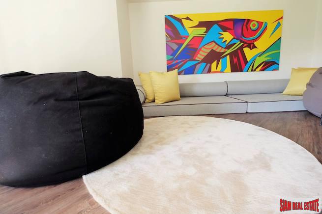 Cassia Residence | Pleasant Garden & Pool Views from this Two Storey One Bedroom Laguna Condo