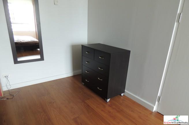 1 Bed Corner Unit on Top Floor (28th) of Condo One X, Sukhumvit 26, Phrom Phong-3
