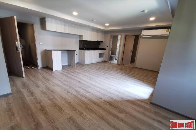 2 Bed Unit on 7th Floor at Newly Completed Quality Low-Rise Condo at Ratchada-5