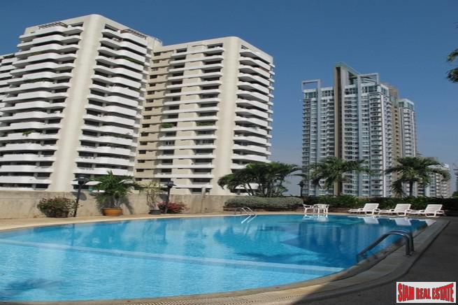 Liberty Park II | Spacious Two Bedroom Recently Decorated Condo for Sale in Nana-16