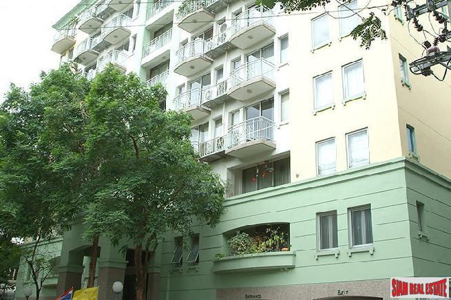 Raintree Villa | Studio Condo for Sale in Tropical Surroundings at Sukhumvit 53, Thong Lor - Thai Quota-0