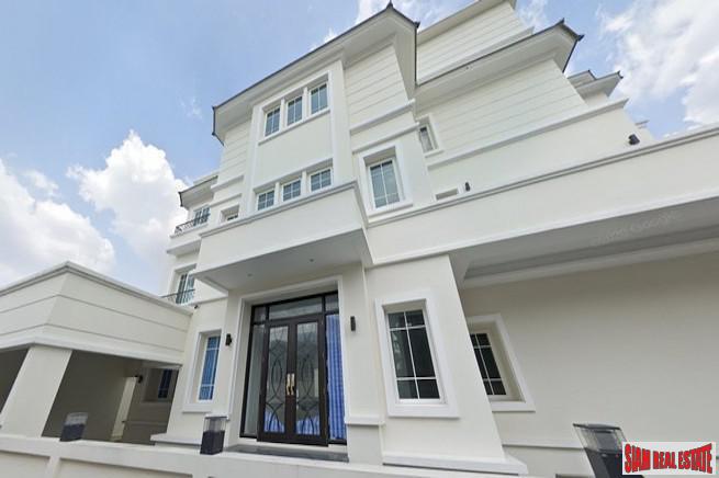 New Modern Five Bedroom Family-Style Home with Rooftop Terrace and 4 Parking Stalls for Sale in Ari-0