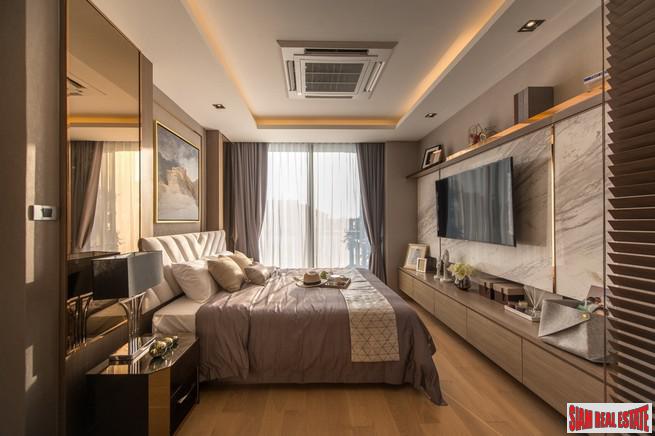 Secure Estate of Luxury Town Homes in Construction at Sukumvit 101, Phunnawithee-9