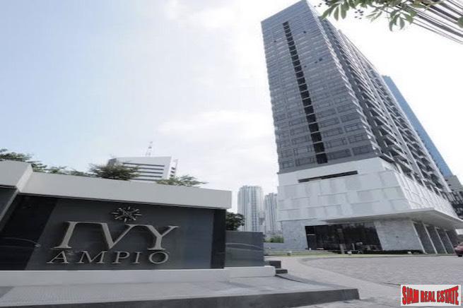 Ivy Ampio | Contemporary One Bedroom Ratchadaphisek Condo for Sale with Unblocked City Views