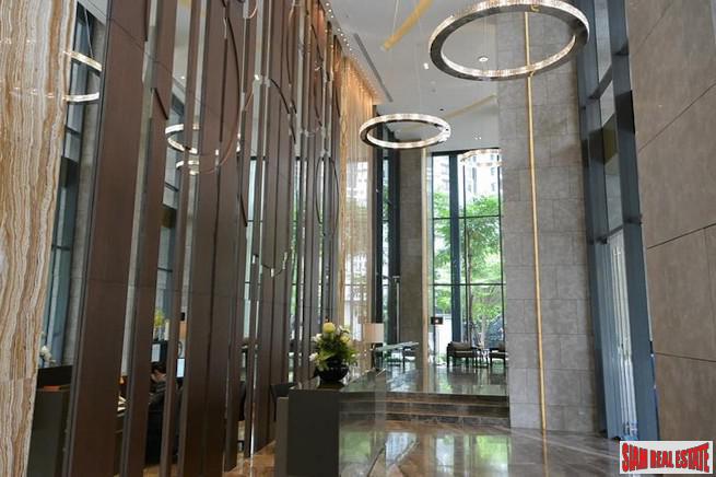 The Lumpini 24 | Fantastic City Views and Excellent Facilities - Two Bedroom Condo for Sale on Sukhumvit 24-3