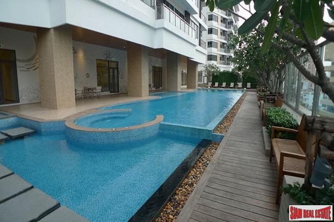 Bright Sukhumvit 24 | Two Bedroom Condo for Sale in a Nice Lively Residential Alley on Sukhumvit 24-6