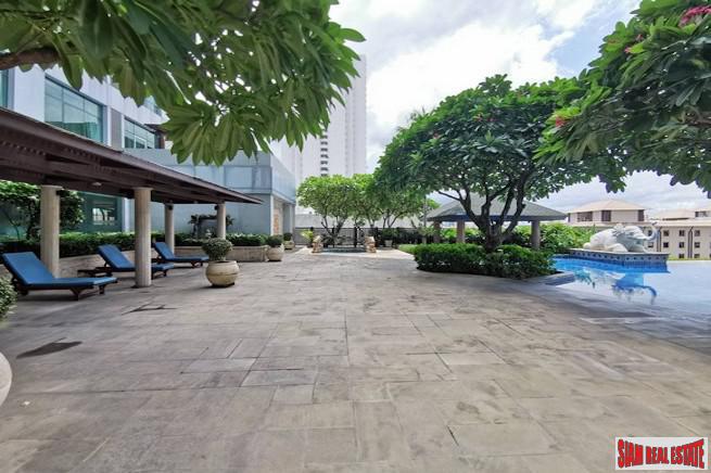 Flexi Sathorn - Charoennakorn