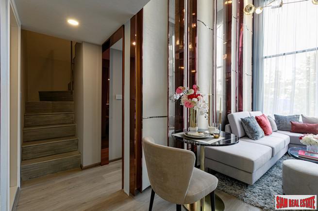 Hot New Luxury High-Rise Condo at the New Central Business District next to MRT Huai Khwang - 1 Bed Units - Free Full Furniture and Discount!-24