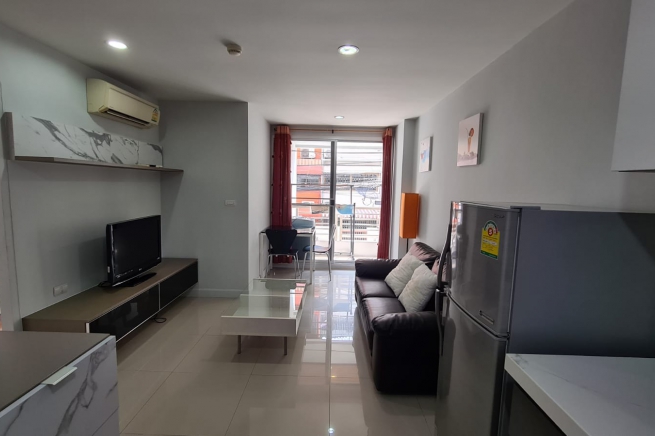 [email protected] | Newly Renovated 38 sqm One Bedroom Condo for Sale