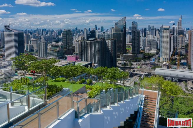 Newly Completed Mega Project with 2,400 Sqm of Sky Facilities only 300 metres to MRT Phra Ram 9, Rama 9 Road - 2 Bed Units-7