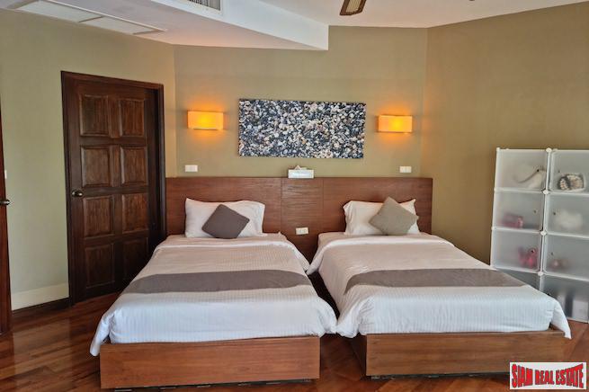 Loch Palms Garden Villas | Two Bedroom Lake View House for Sale on the Golf Course-13