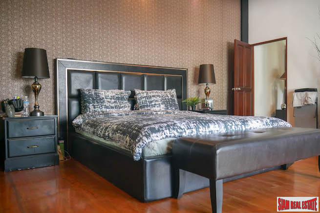 Loch Palm Courtyard Villas | Large Well Maintained Three Bedroom Villa with Large Private Swimming Pool