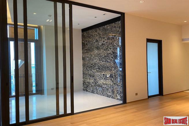 Beatniq Sukhumvit 32 | Two Bedroom + 1 Study room Condo for Rent with Unblocked City Views in Thong Lo-6